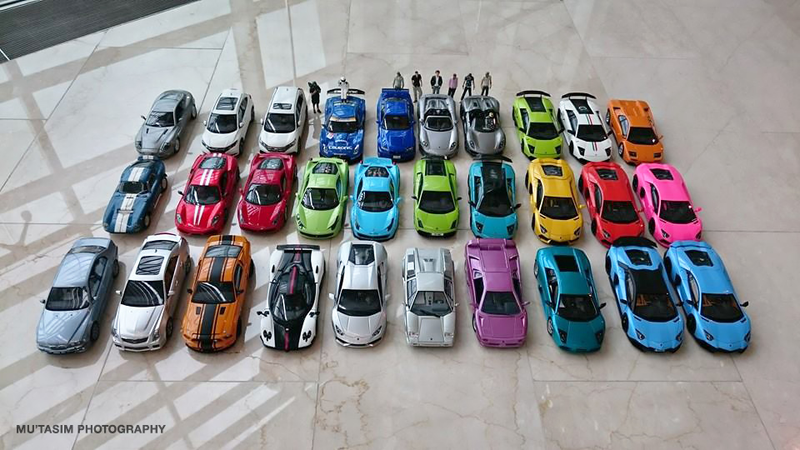 Illustration for article titled Singapore Diecasters (SGDC) End-of-Year Shoot